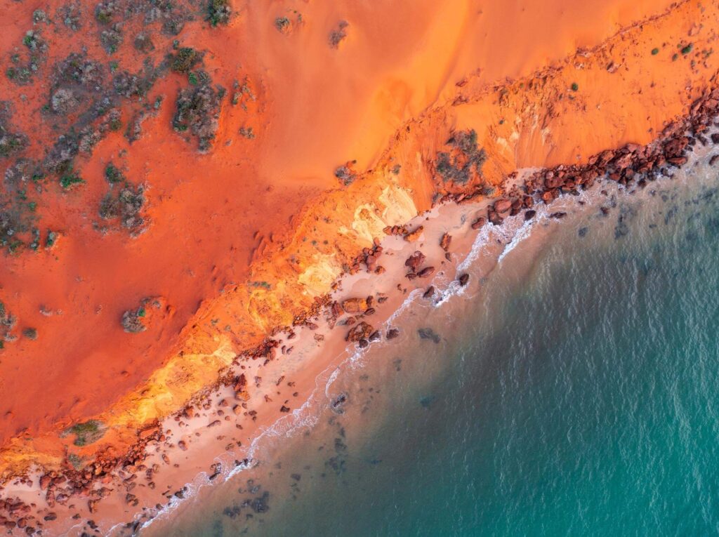 657022810fb2e670f3fa9165 service hero 0003 native title and land rights